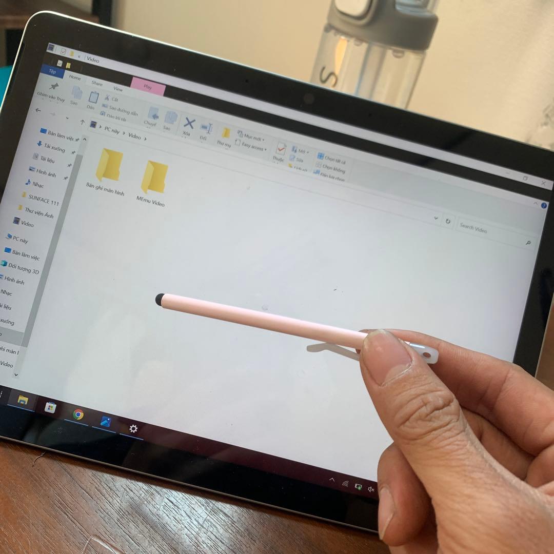 Microsoft 1901 64GB ノートPC