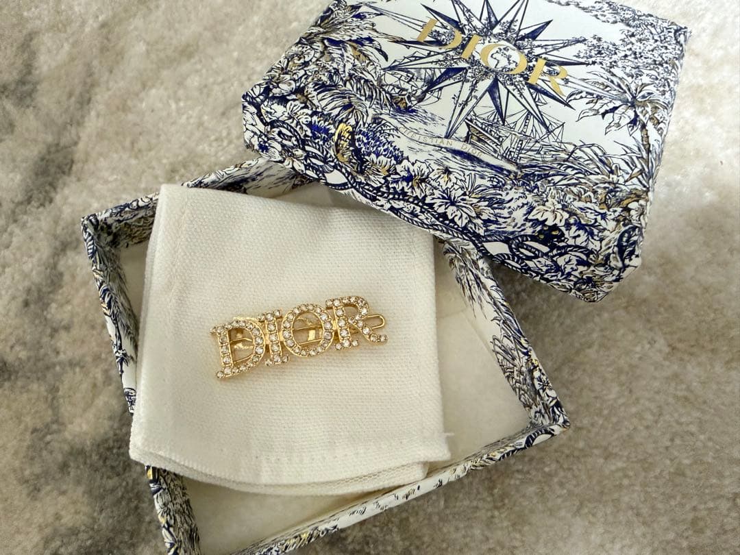 ディオール ★ DIOR ロゴ ビジュー バレッタ ピン ヘアアクセサリー