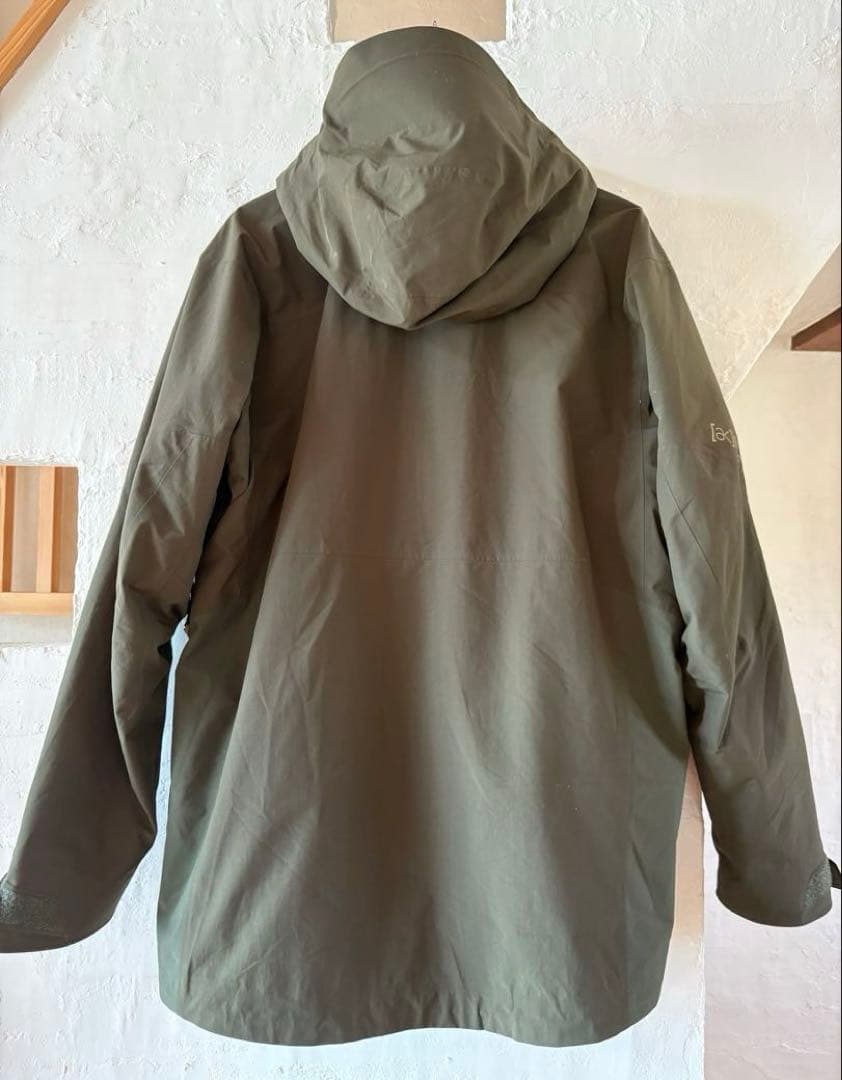 Burton [ak] GORE-TEX ジャケット オリーブ