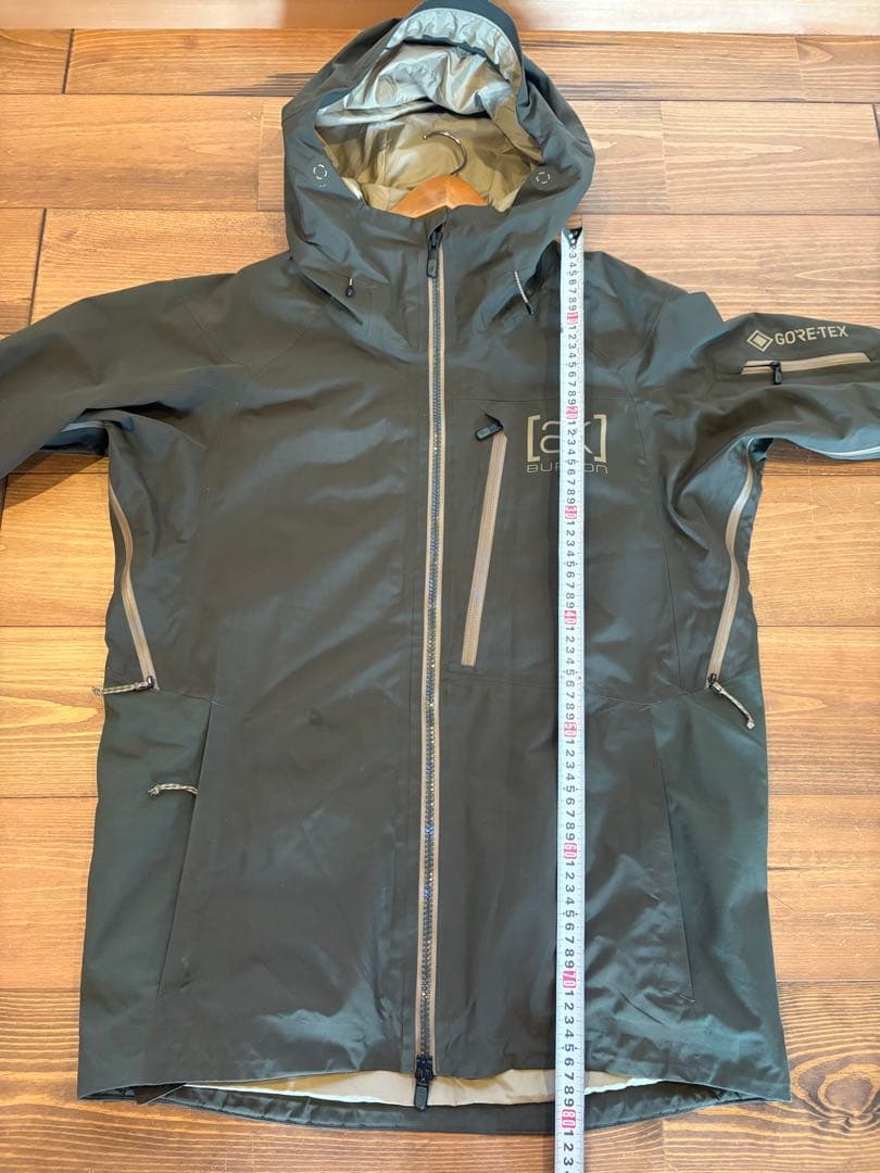 Burton [ak] GORE-TEX ジャケット オリーブ