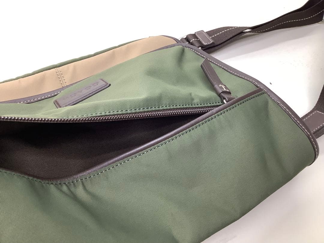 送料無料￼COACH 美品 メンズメッセンジャーバッグ ショルダーバック￼