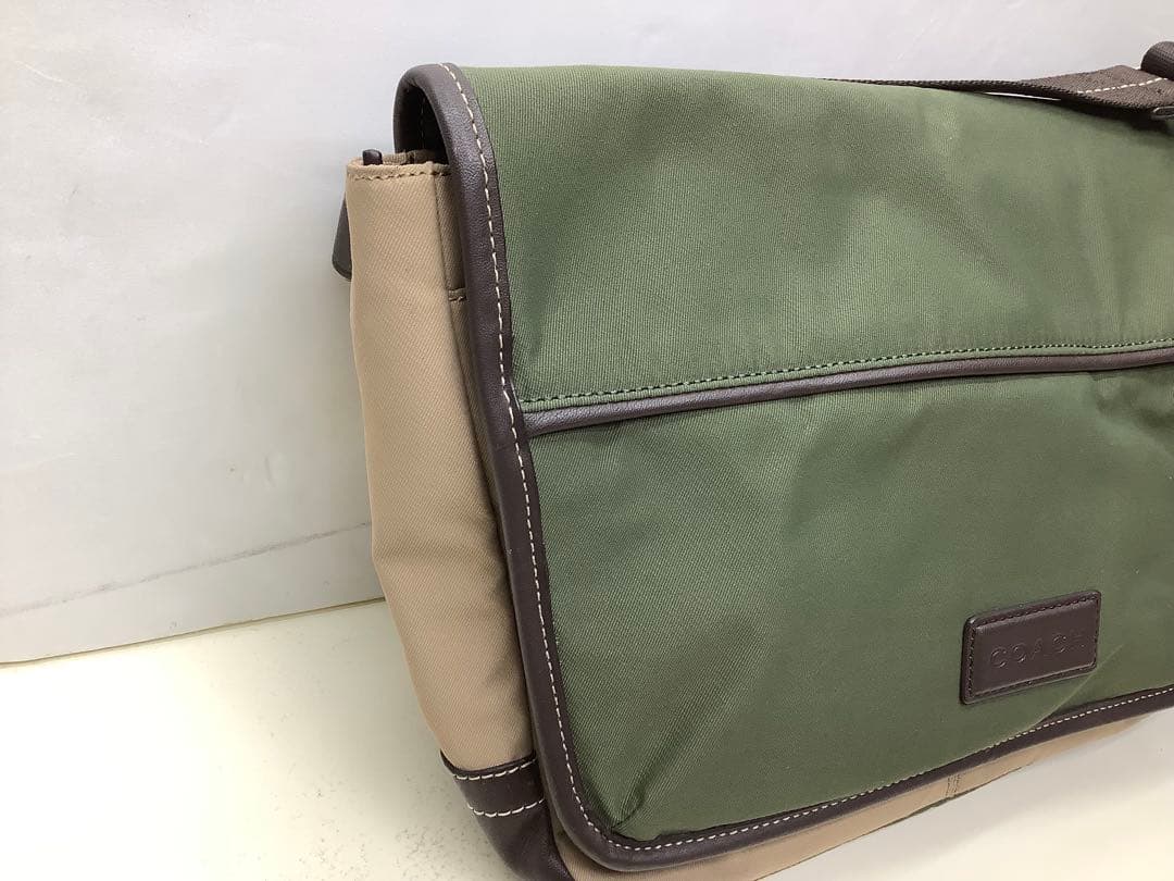 送料無料￼COACH 美品 メンズメッセンジャーバッグ ショルダーバック￼