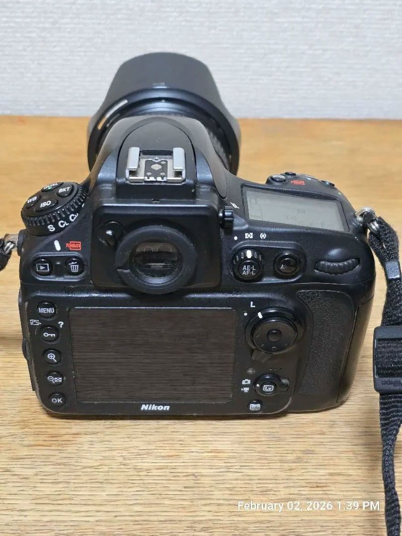 Nikon D800 一眼レフカメラ AF-S NIKKOR 18-200mm