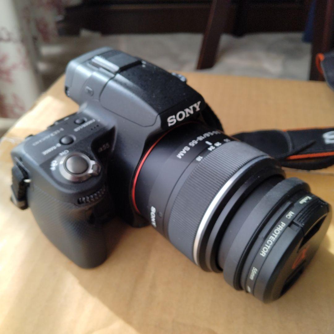 Sony α55 デジタルカメラ + DT 55-200mmレンズ