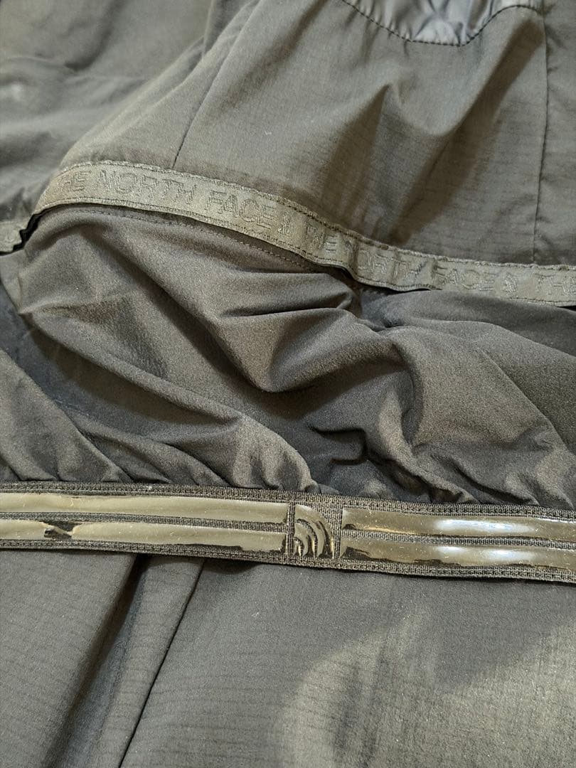 美品 国内正規品 ノースフェイス マウンテンジャケットNP61800 Lサイズ