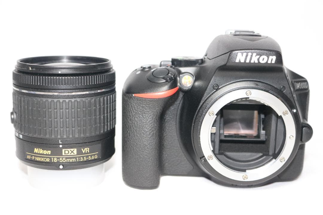 プロ級⭐美品 シリーズ最新！Nikon D5600 ⭐一眼レフ 初心者完全セット