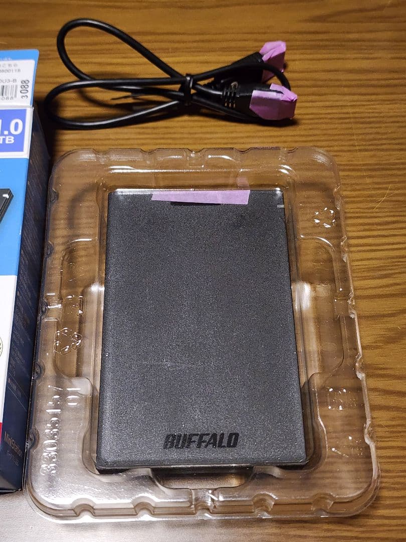 BUFFALO 1TB ポータブルSSD SSD-PGVB1.0U3-B
