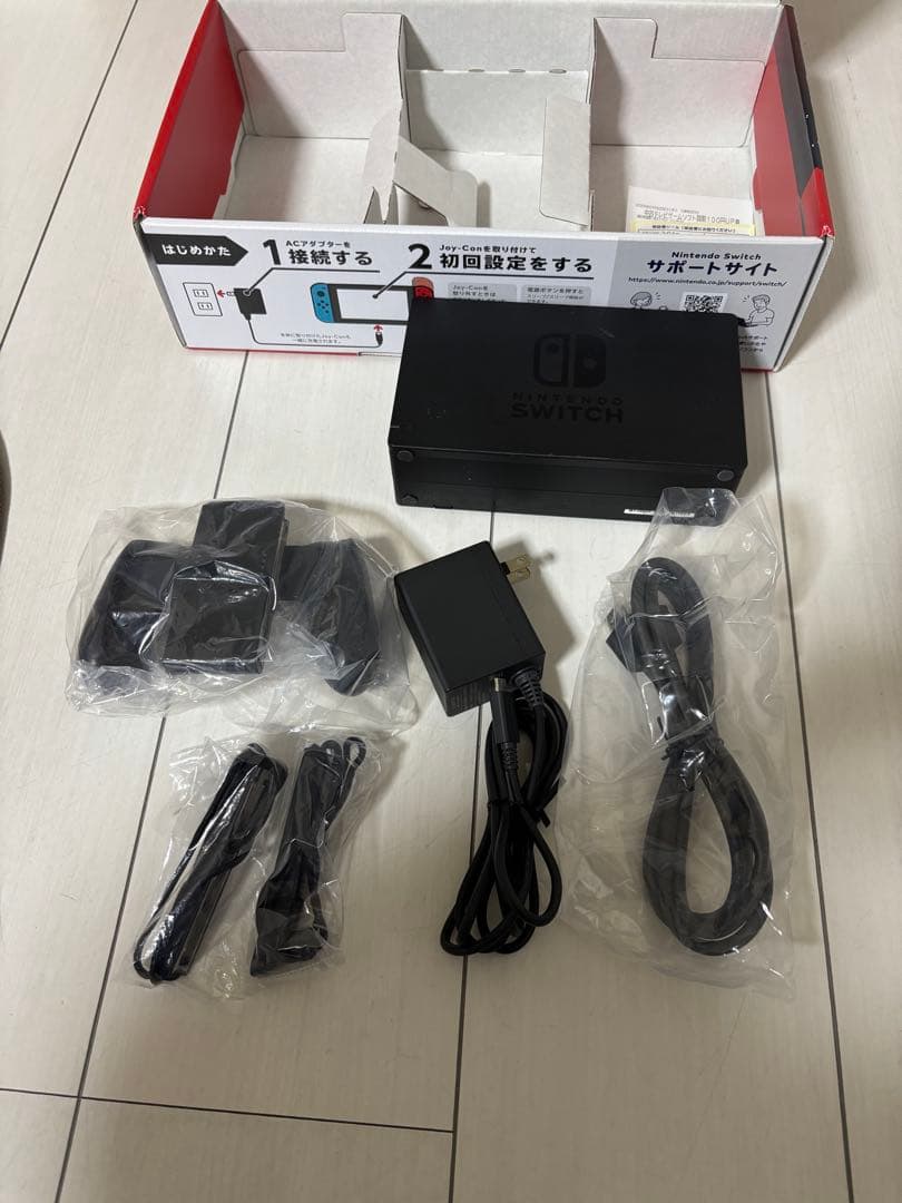 Nintendo Switch 青/赤 Joy-Con 本体