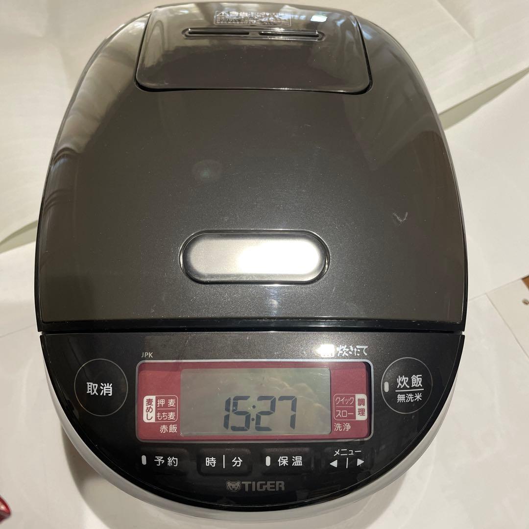 タイガー炊飯器　５.５合 土鍋コーティング圧力IH炊飯ジャー\