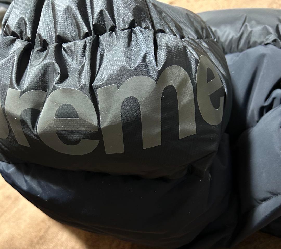 Supreme Marmot 800-Fill Down Parka M 黒
