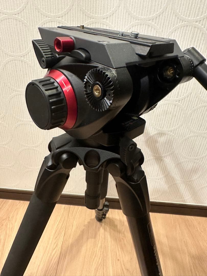 マンフロット プロ向け動画用三脚　504HD 新型