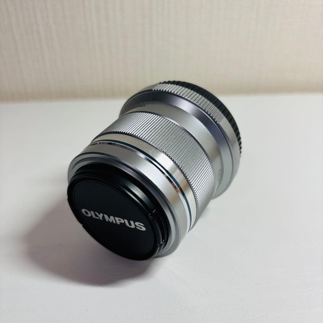 OLYMPUS 45mm f1.8 レンズ(単焦点)