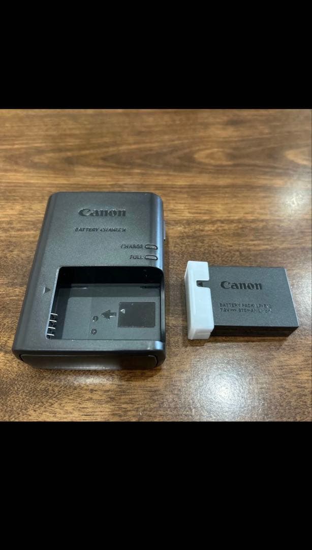 Canon EOS M100 EF-M15-45 IS STM美品ミラーレス一眼