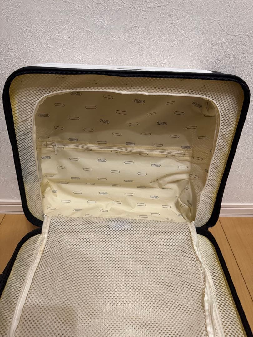 RIMOWAリモワ サルサ エアー 4輪　機内持ち込み　美品 ギャランティあり