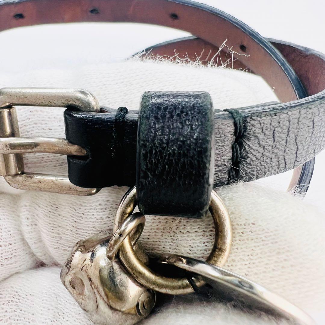 Alexander McQueen スカルラインストーン レザー ブレスレット.