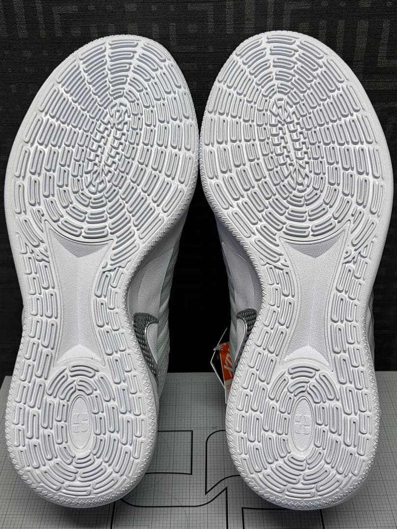 NIKEサブリナ3 メンズサイズ27.5cm