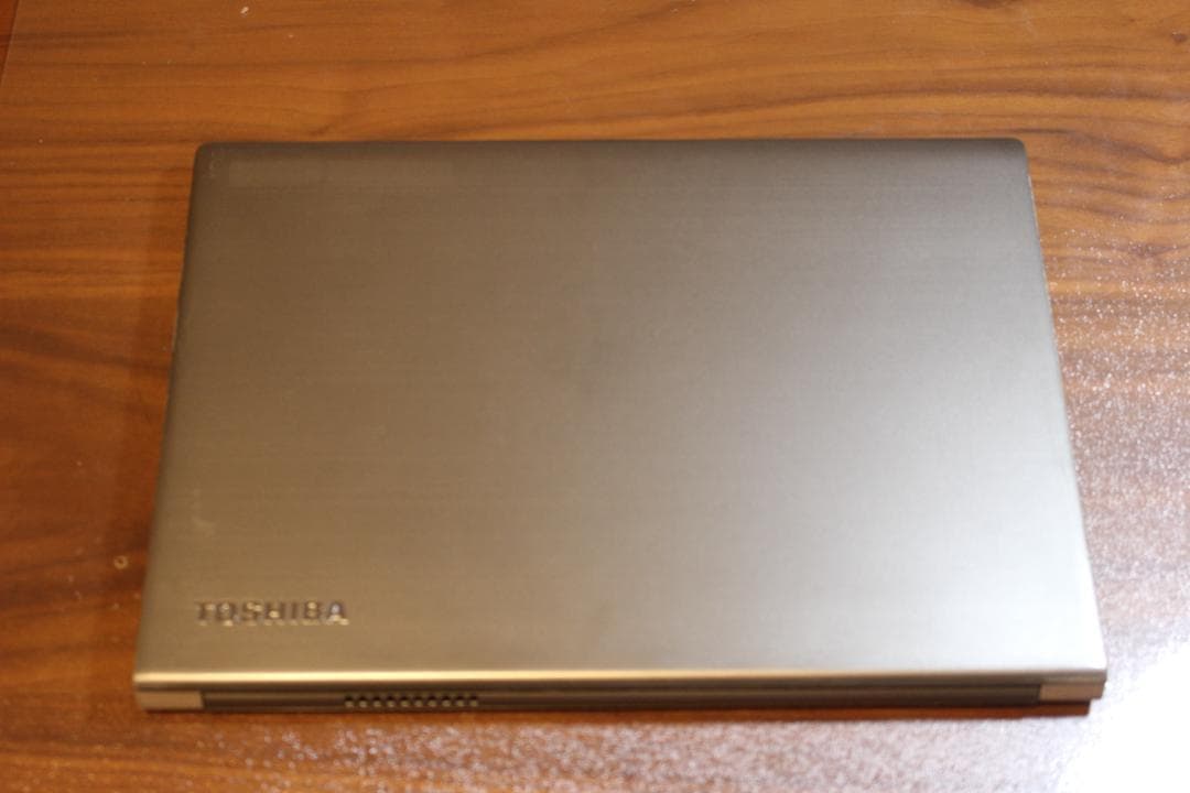 Toshiba i5-8250U SSD256GBメモリ8GB　FHD