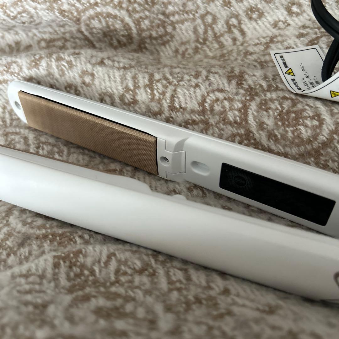 絹女　KINUJO ストレートヘアアイロン ホワイト