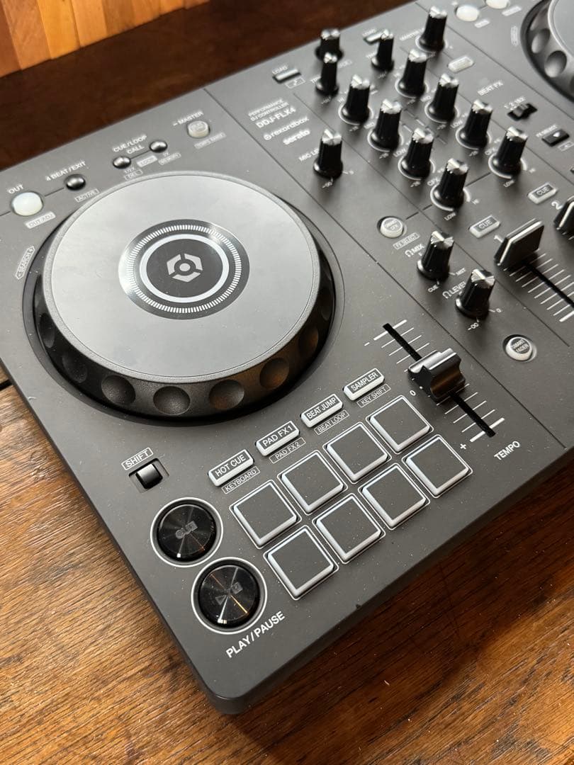 Pioneer dj ddj-FLX4ほぼ使用無し