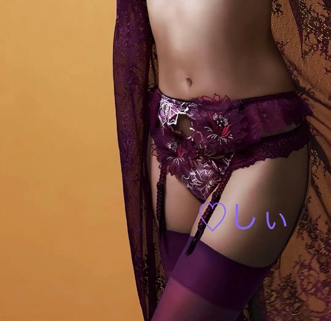 新品タグ付き サルート 52G ガーターベルト ＆ ソング M WH 白 貴重