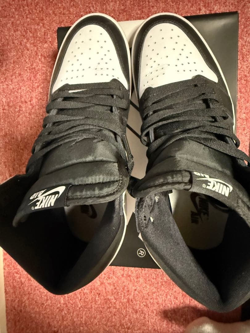 Nike Air Jordan 1 ブラック/ホワイト ハイカット