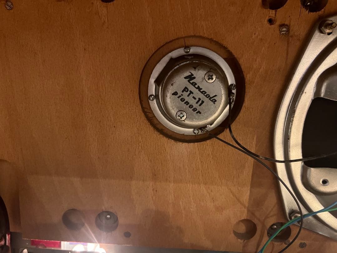 ナナオラ 真空管ラジオ