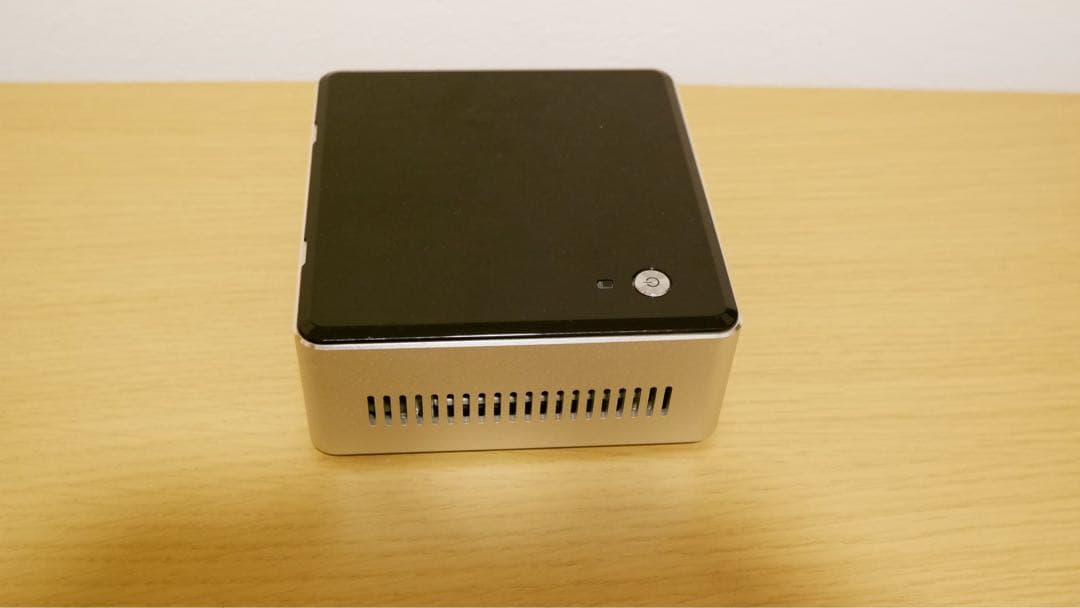ミニPC NUC5i5RYH