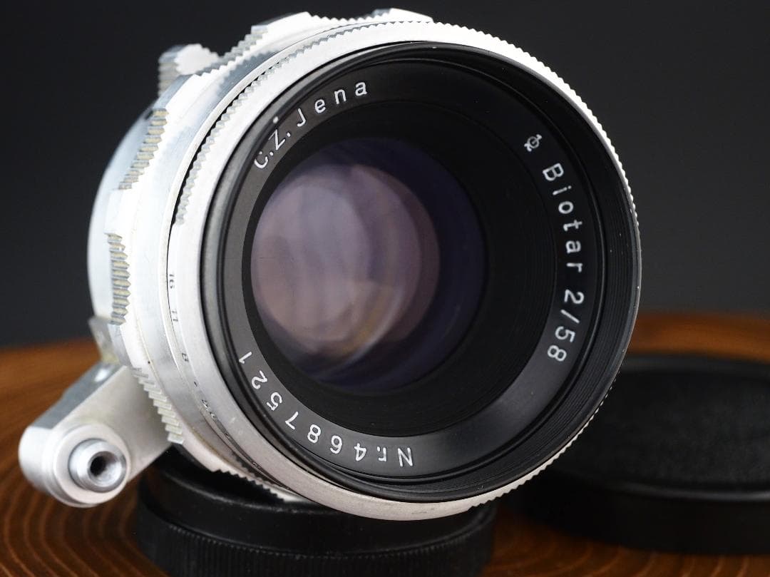 レンズ(単焦点) CARL ZEISS JENA BIOTAR 2/58 EXAKTA