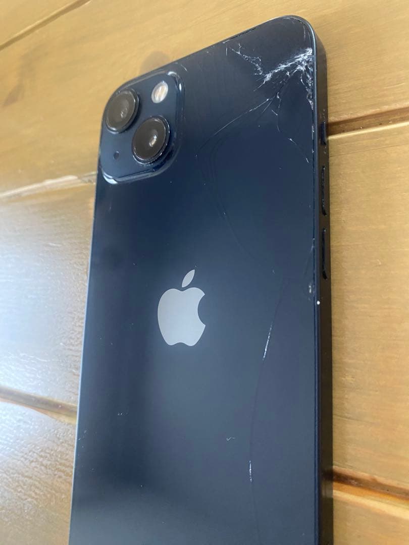 Apple iPhone 13 ブラック アクティベーションロック解除済み