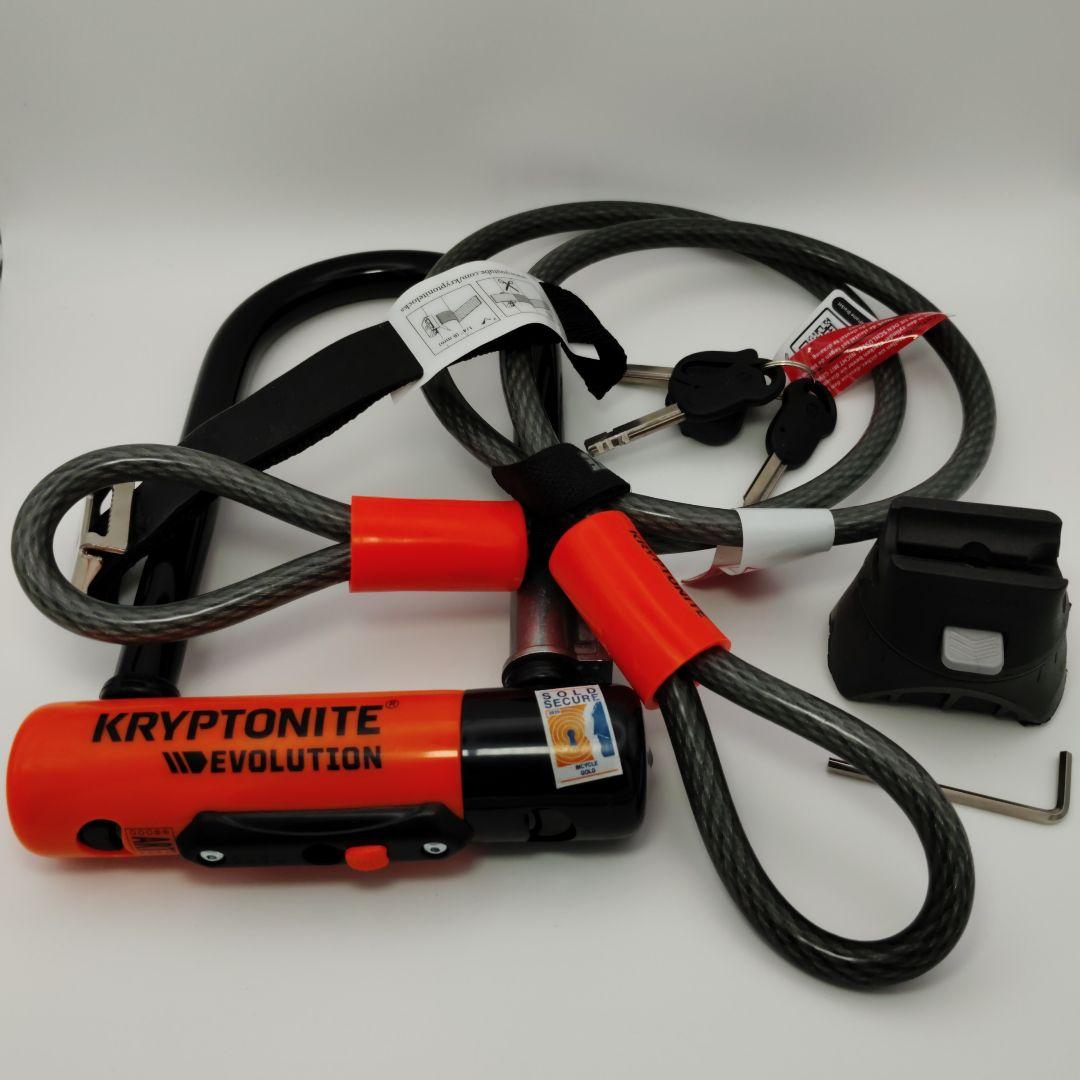 クリプトナイト　Evolution Mini-7　自転車用U字ロック　ケーブル付