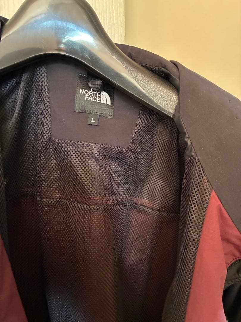 ノースフェイス　ハイドレナウィンドジャケット　NP72131