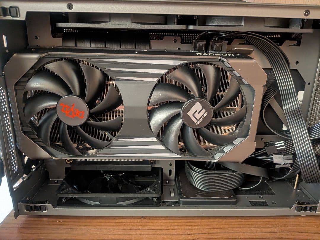 グラフィックボード・グラボ・ビデオカード PowerColor ReD DeViL RX 6600XT 8GB