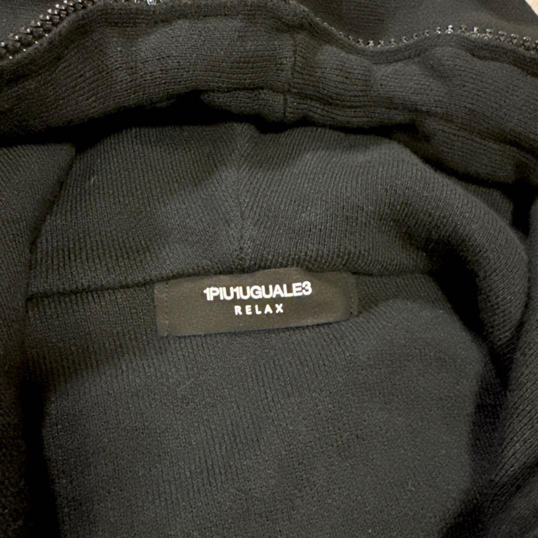 1PIU1UGUALE3 RELAX リブロゴ ニットセットアップ