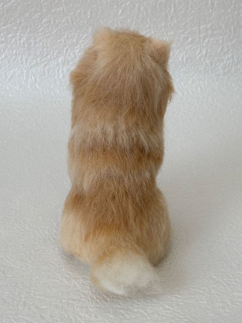 羊毛フェルト犬: 手のひらサイズポメラニアン/ハンドメイド