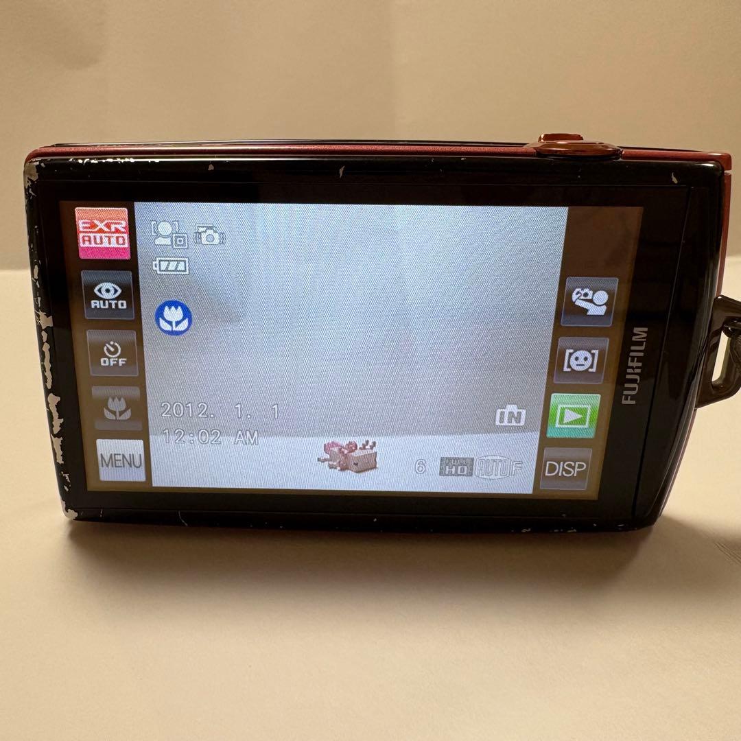 Fujifilm FinePix Z1100EXR 本体+バッテリー2個+充電器
