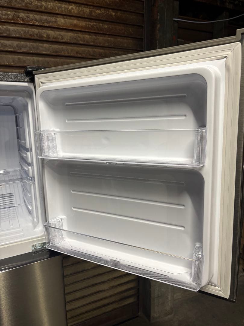 【大幅値下げ】シャープ ノンフロン冷凍冷蔵庫 SJ-D23H-S 2021年製