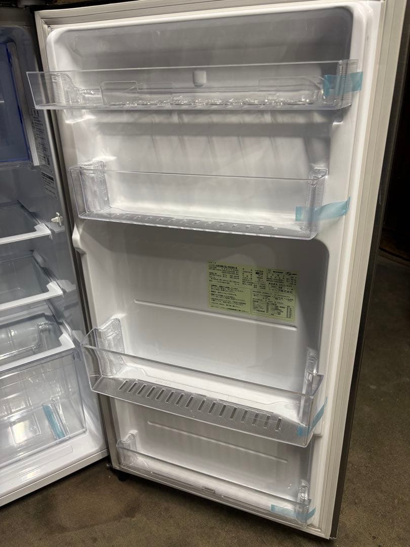 【大幅値下げ】シャープ ノンフロン冷凍冷蔵庫 SJ-D23H-S 2021年製