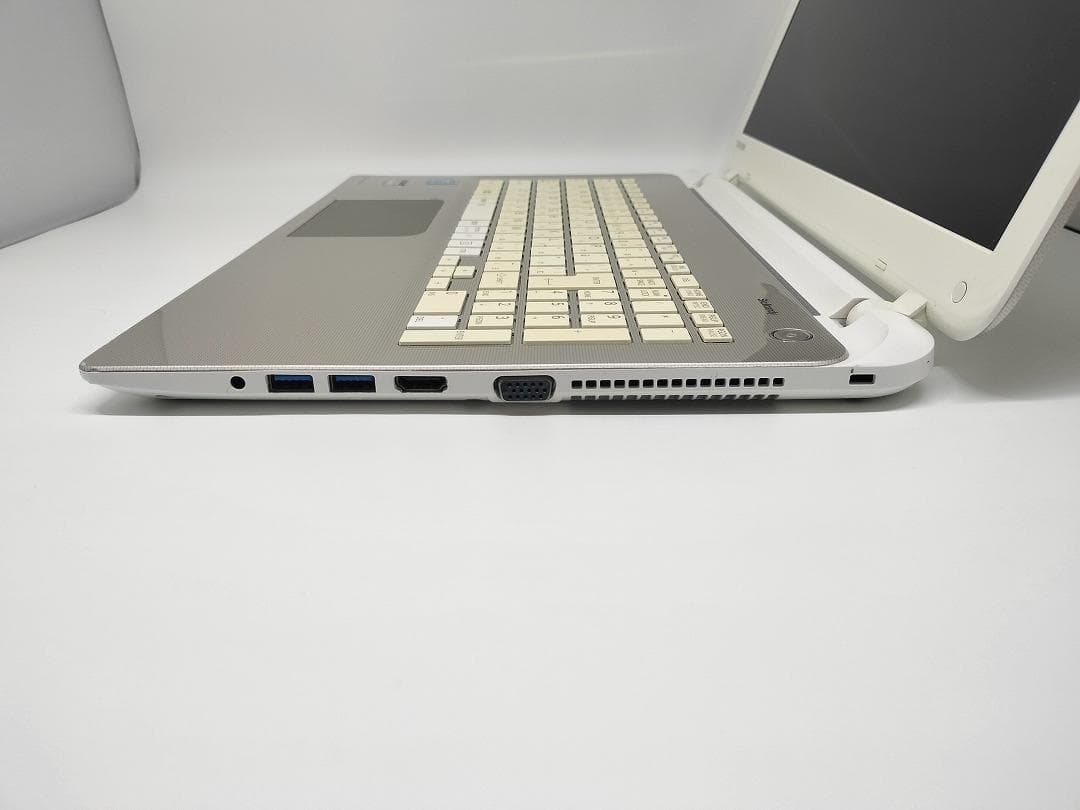 【東芝】爆速 Corei7/新品SSD128GB ノートパソコン E8