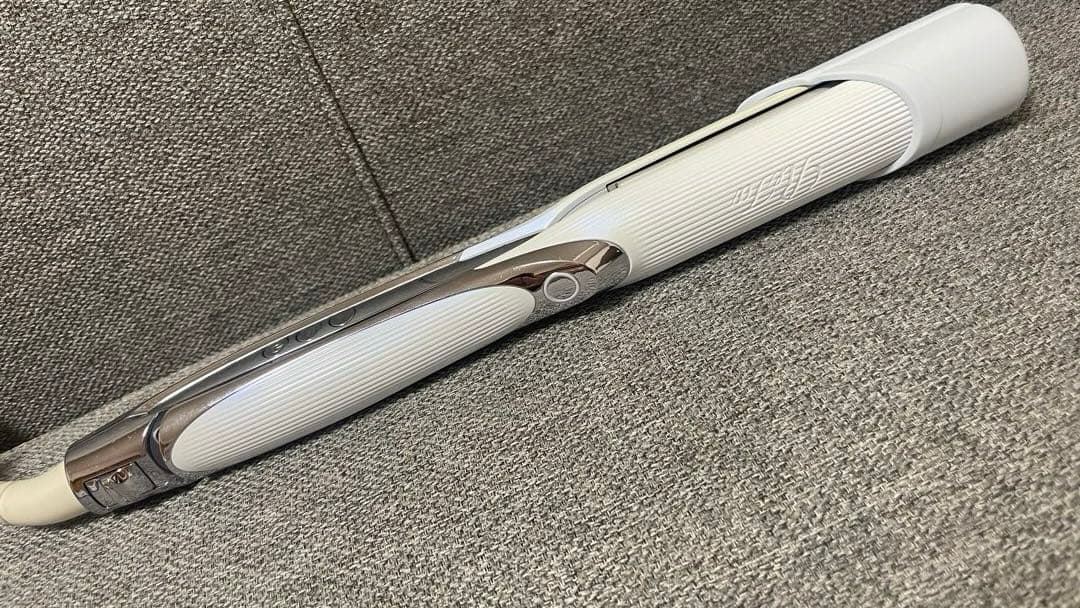 リファ ストレートアイロン プロ ホワイト 正規品　ReFa