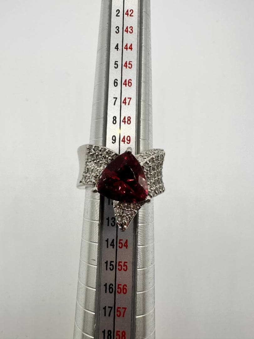 天然トルマリン＝ルベライト