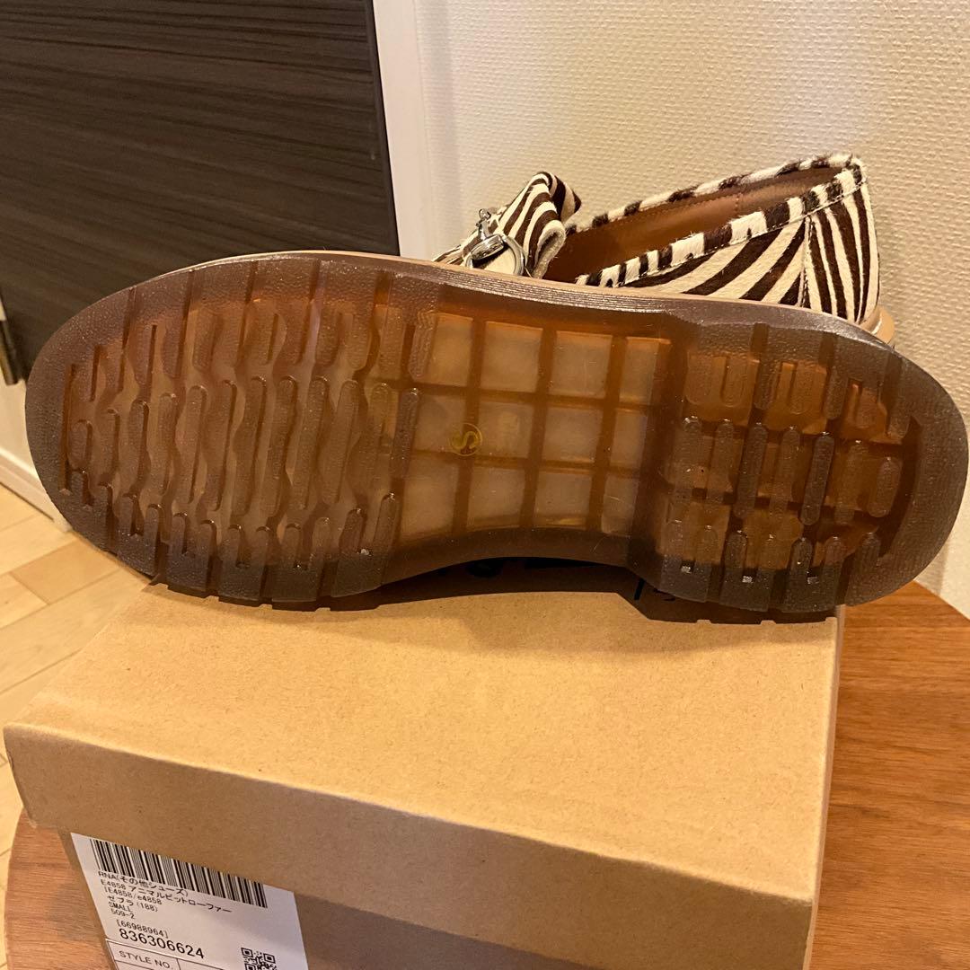 RNA ゼブラ柄 フリンジ付きローファー