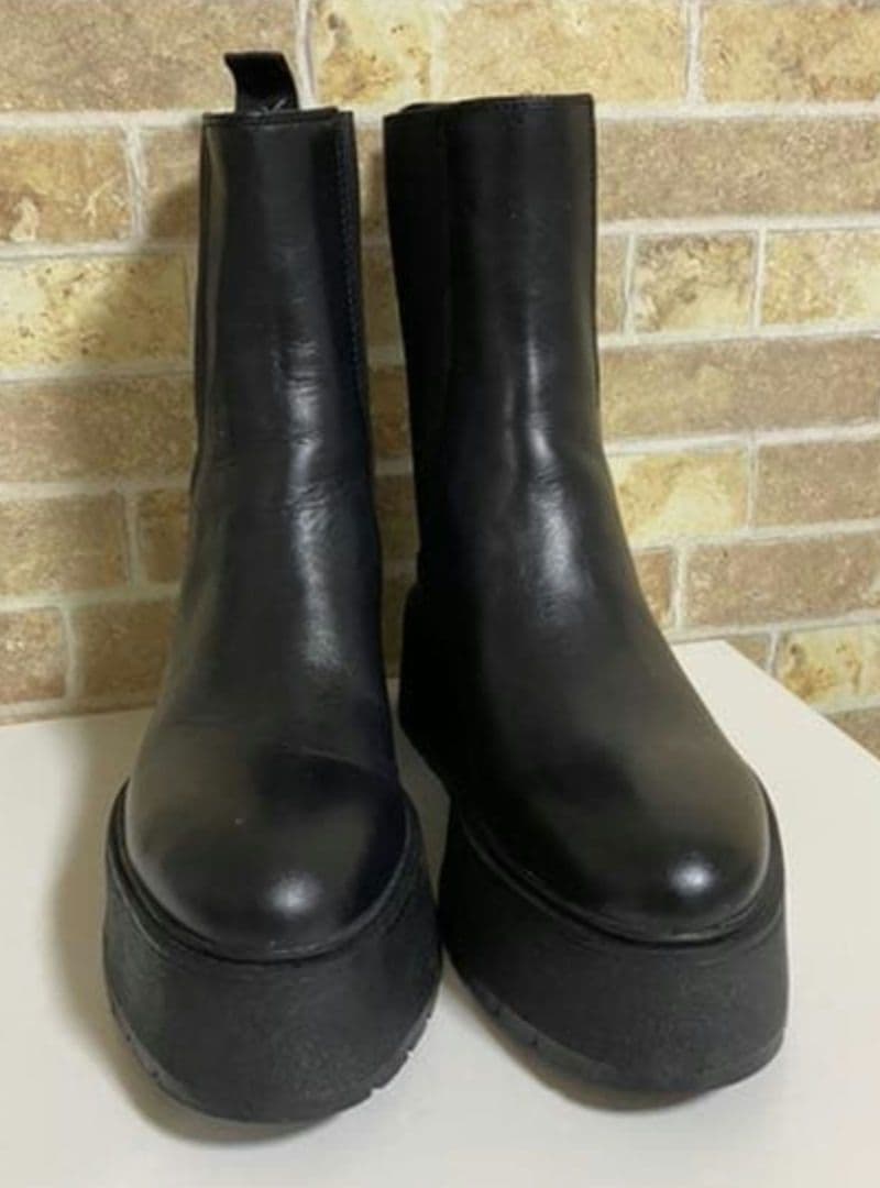 幻☆完売☆ZARAレザープラットフォームブーツ雑誌多数掲載☆ガムサイド38
