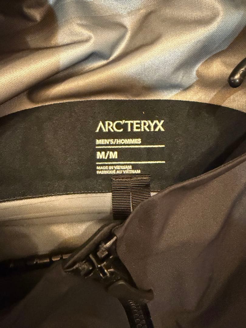 25年モデル アークテリクス BETA JACKET