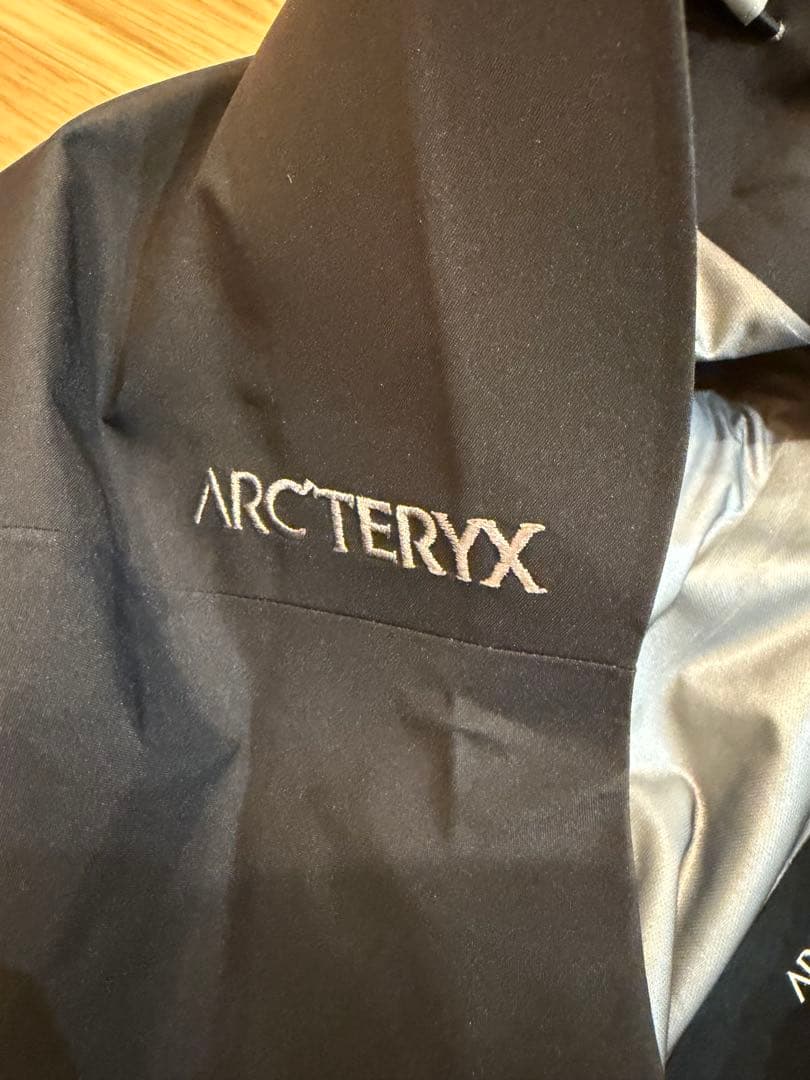 25年モデル アークテリクス BETA JACKET