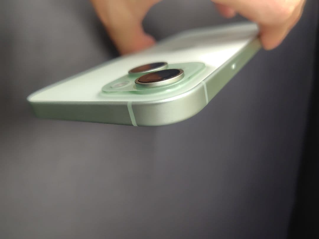 【美品】iPhone 15plus　128GB　SIMフリー　バッテリー96%