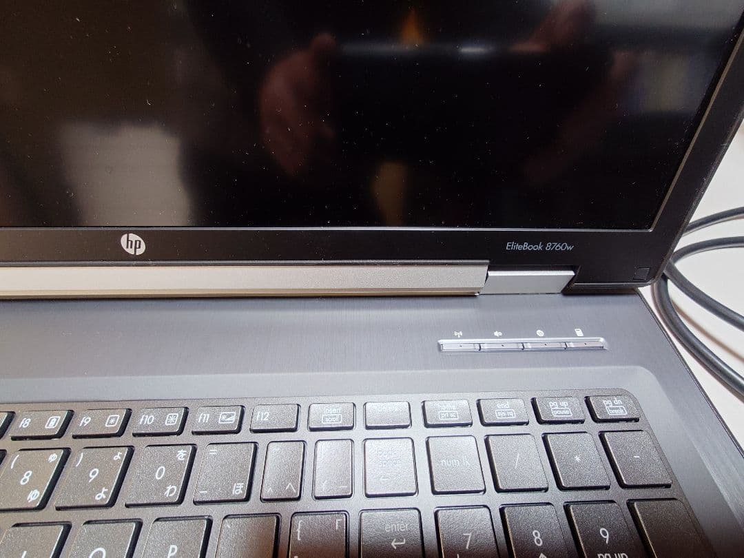 HP エリートブック　8760w win10 pro