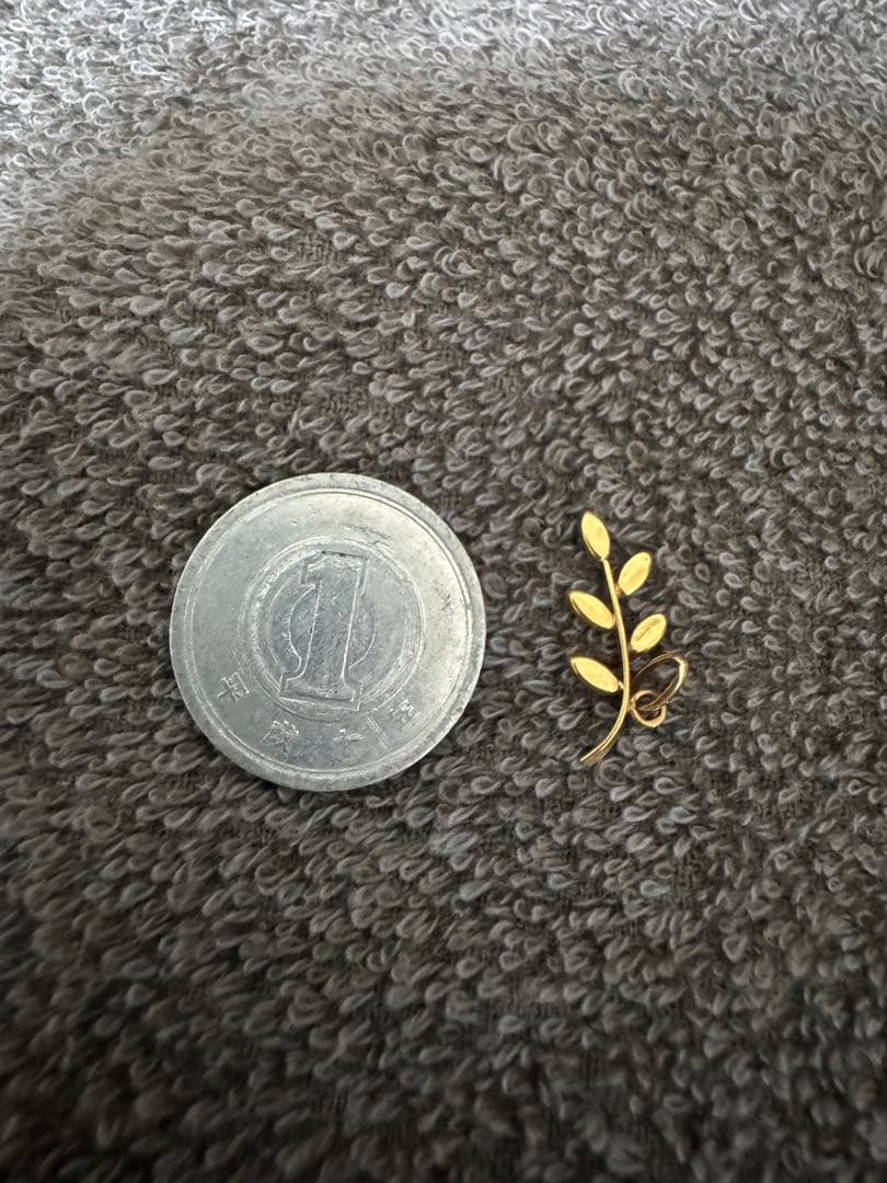 k18 リーフ型 ペンダントトップ