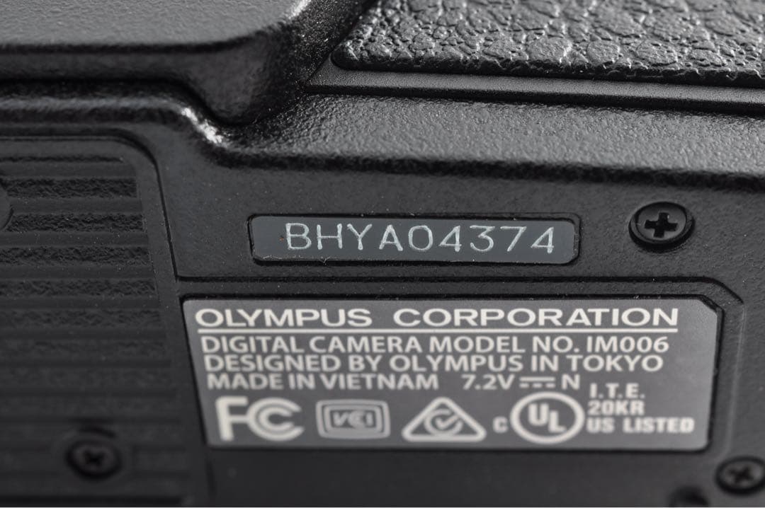 ■ほぼ新品■OLYMPUS OM-D E-M10 Mark III ダブルズーム