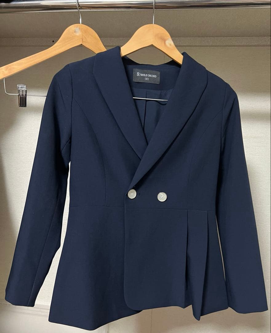 SMILE ORCHID プリーツ裾ペプラムジャケット＆ワイドパンツセットアップ