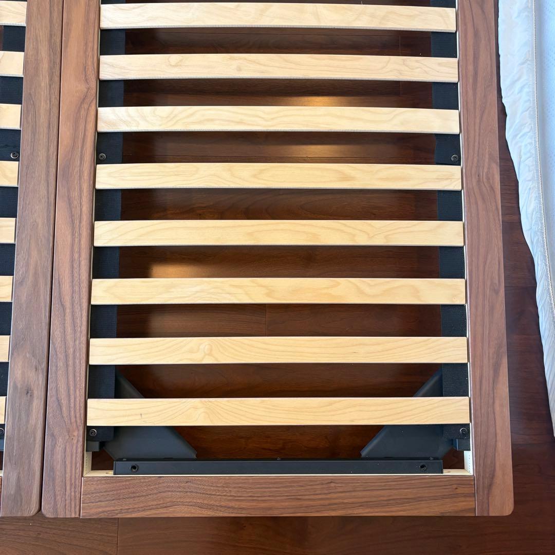 無印良品 ベッドフレーム スモール ウォルナット2